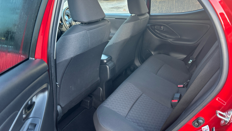 Toyota Yaris 1.5 Hybrid Design 5dr CVT Hybrid Hatchback